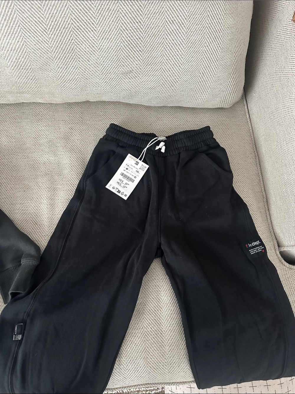 ZARA Kids Black Fleece barrel sweats with Drawstring Waist NWT
